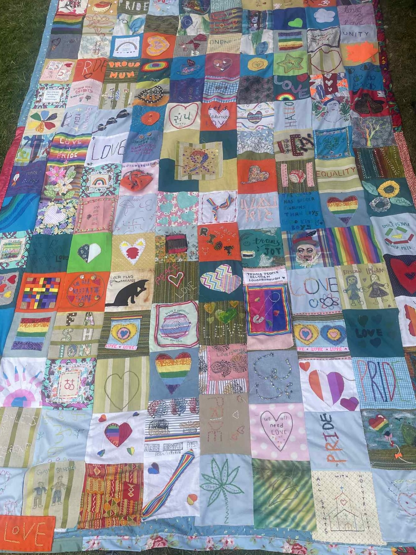 An image of the Loughborough Pride Blanket